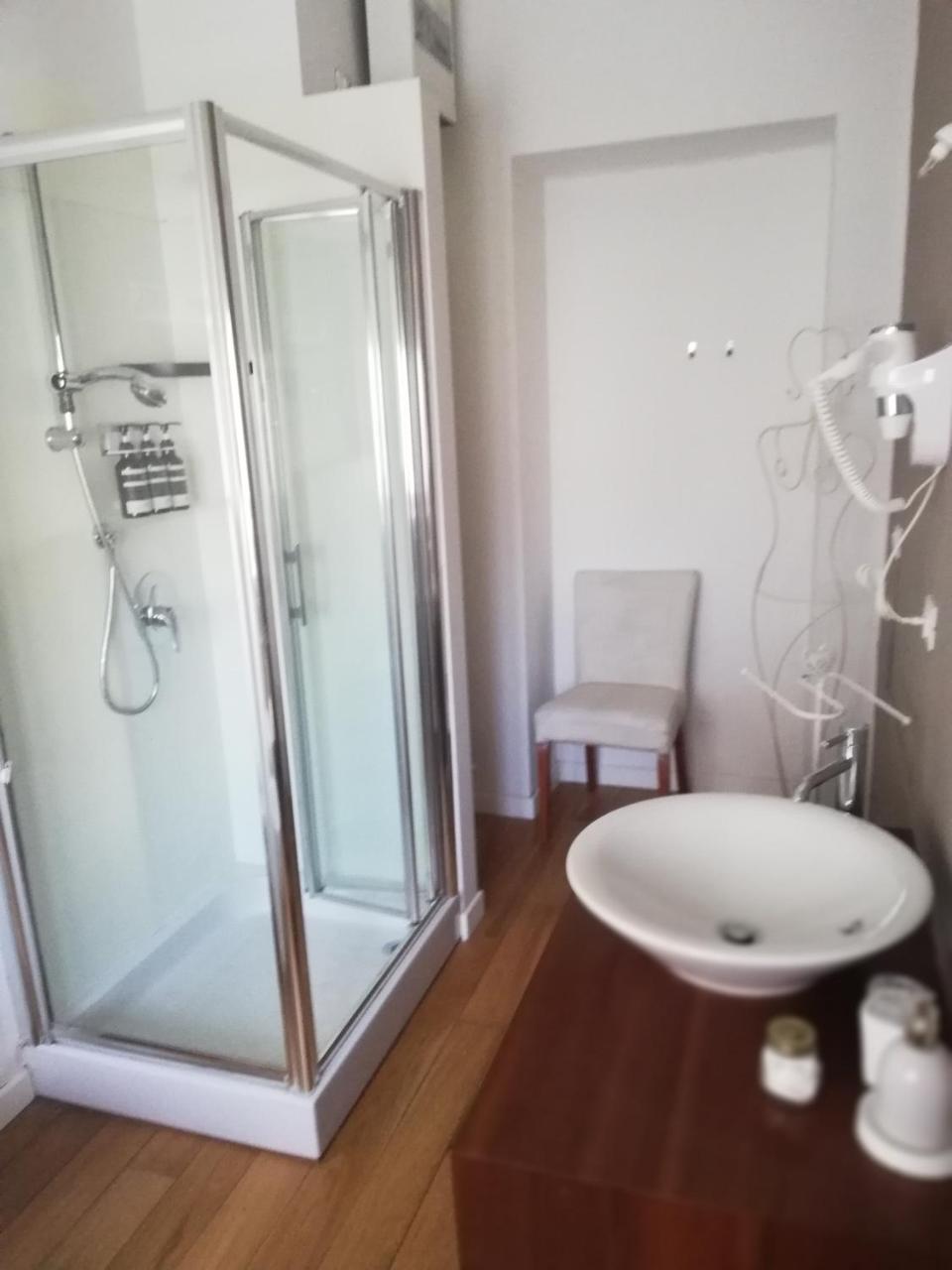 Guesthouse Viale ベルガモ エクステリア 写真