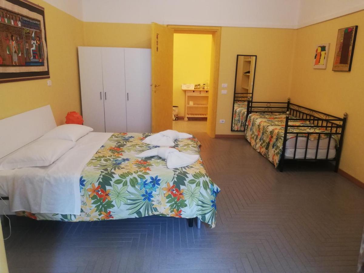 Guesthouse Viale ベルガモ エクステリア 写真